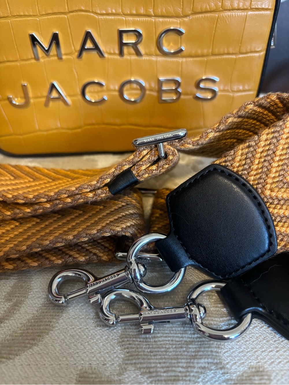Marc Jacobs Mustard Croc-Embossed Camera Crossbody with Woven Strap - Picture 3 of 10